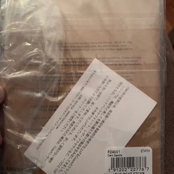 NWT Coach Leather Pocket Sticker (Phone Wallet) - Picture 2 of 2